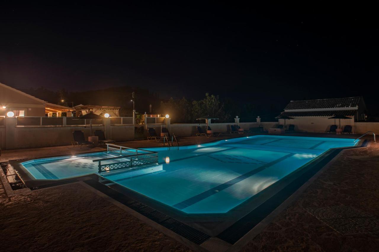 Villa Veneto Luxury Holidays Melíssia Dış mekan fotoğraf