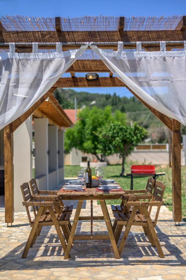 Villa Veneto Luxury Holidays Melíssia Dış mekan fotoğraf