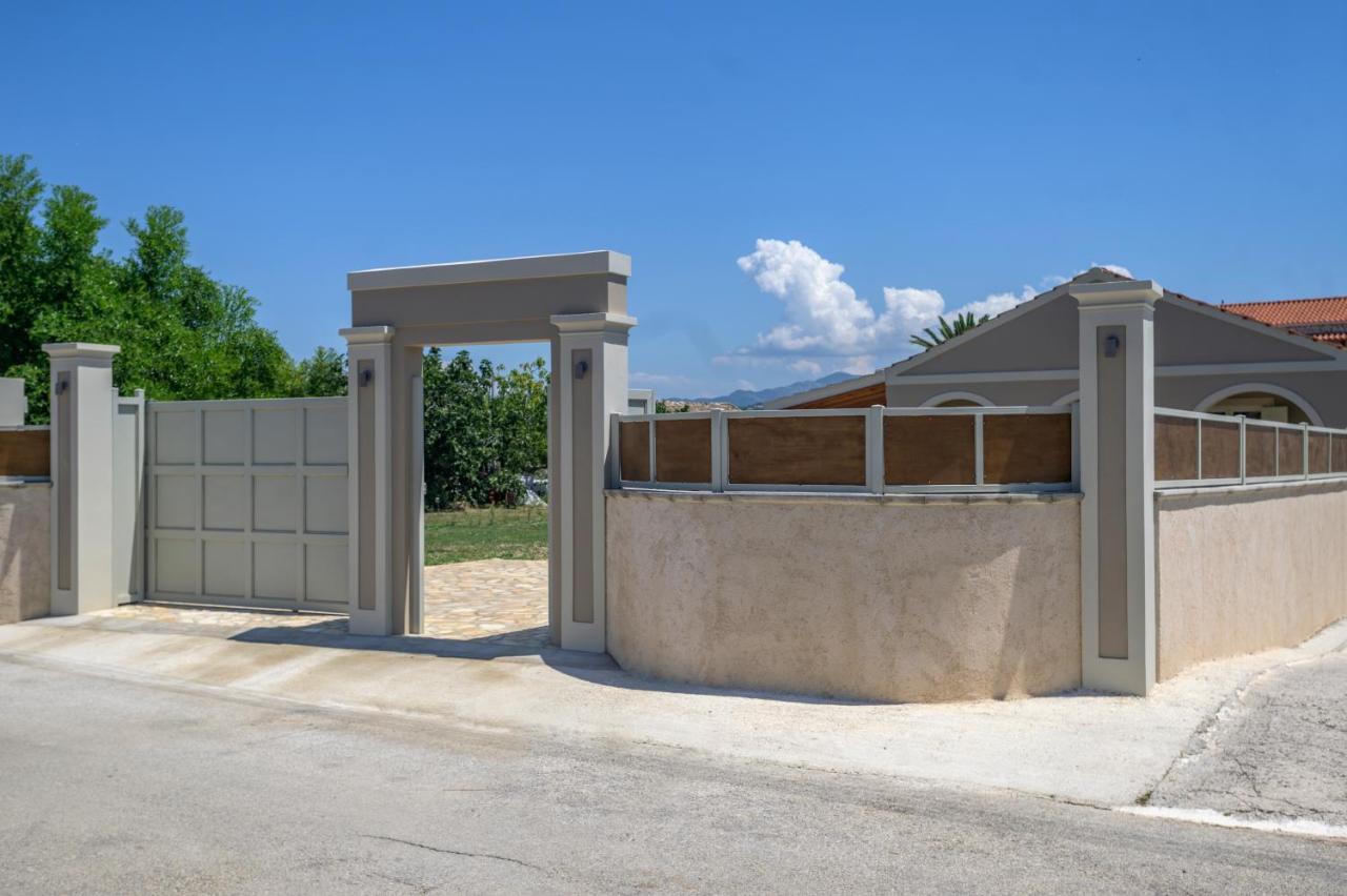 Villa Veneto Luxury Holidays Melíssia Dış mekan fotoğraf